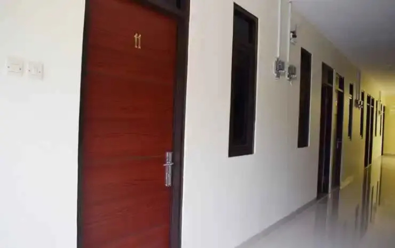 J4 Homestay