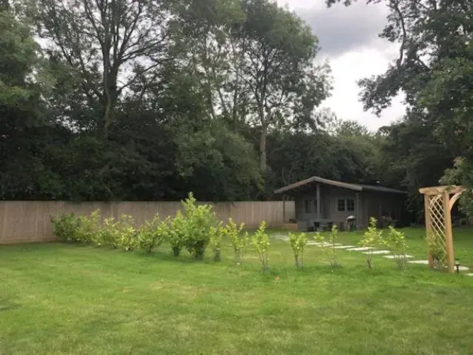 The Secret Cottage & Hideaway Caravan