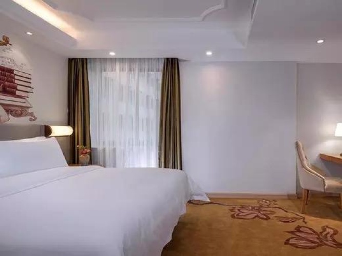 Deluxe Double room with view