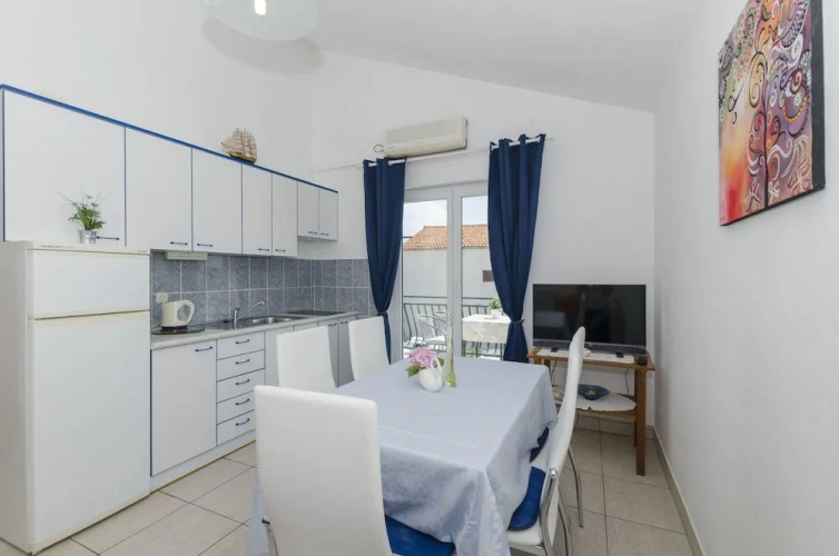 Meri Apartment
