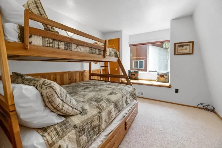 Little Bear Lodge