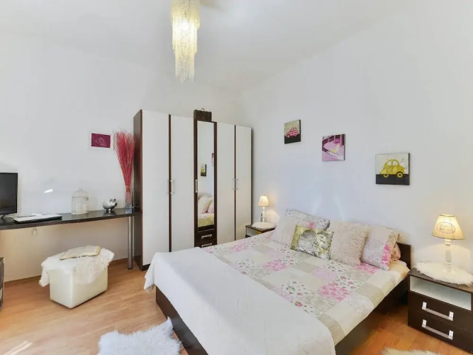 4 Holiday House Gatsby
