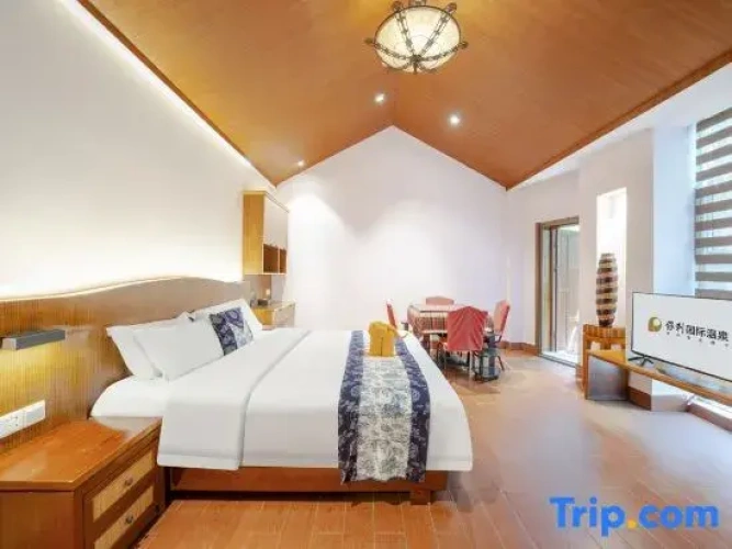 Superior Double room with balcony