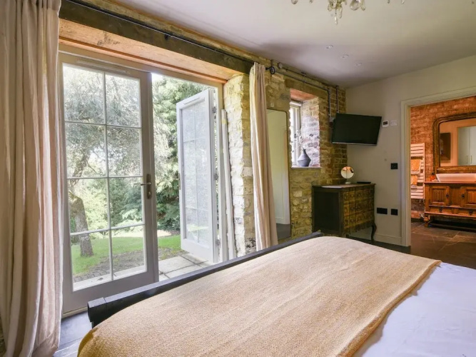 The Carriage House