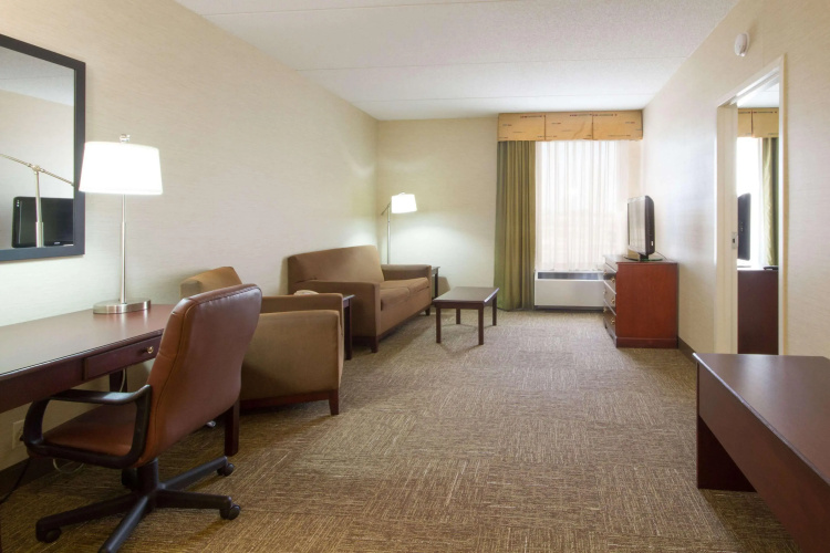 Hampton Inn Buffalo South/I-90