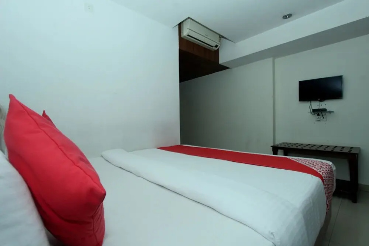 OYO 3837 Confido Inn