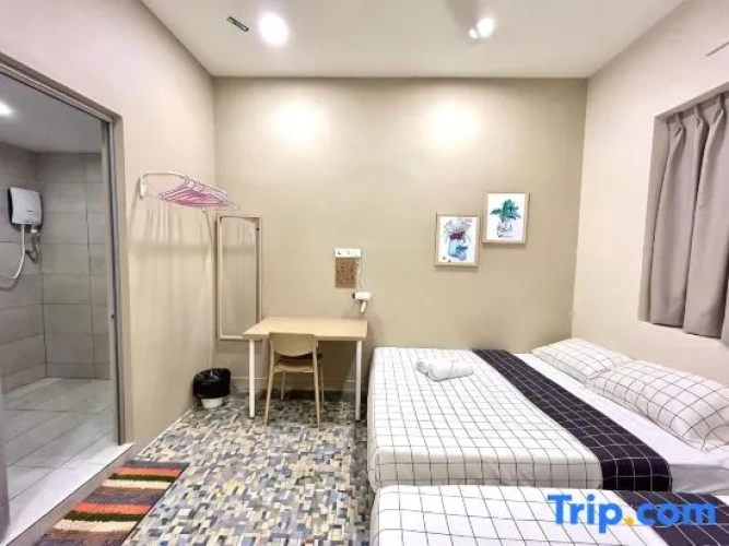 Standard Quadruple room