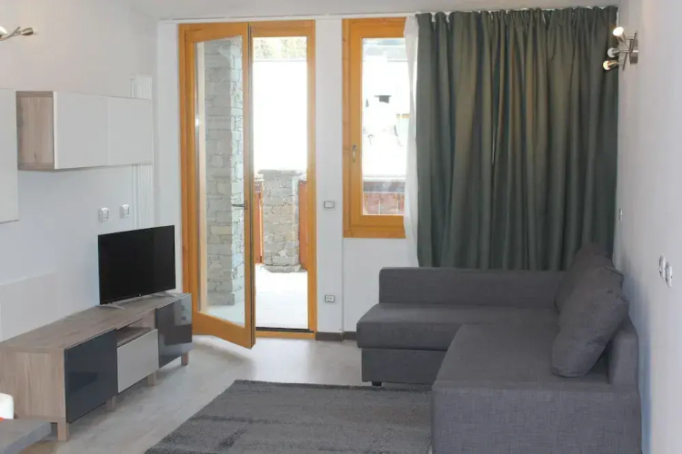 Chalet Alaska