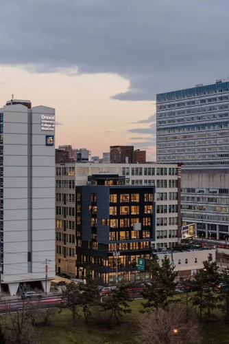 Sosuite One Bed Apt w Rooftop, Gym, Laundry