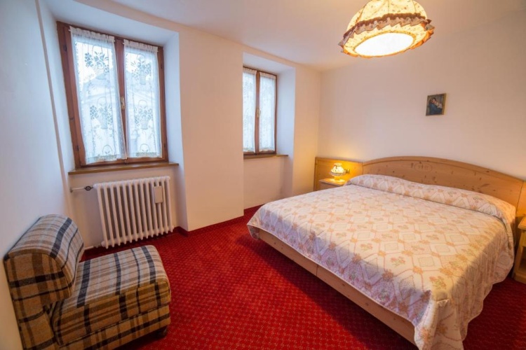 Classic Triple room
