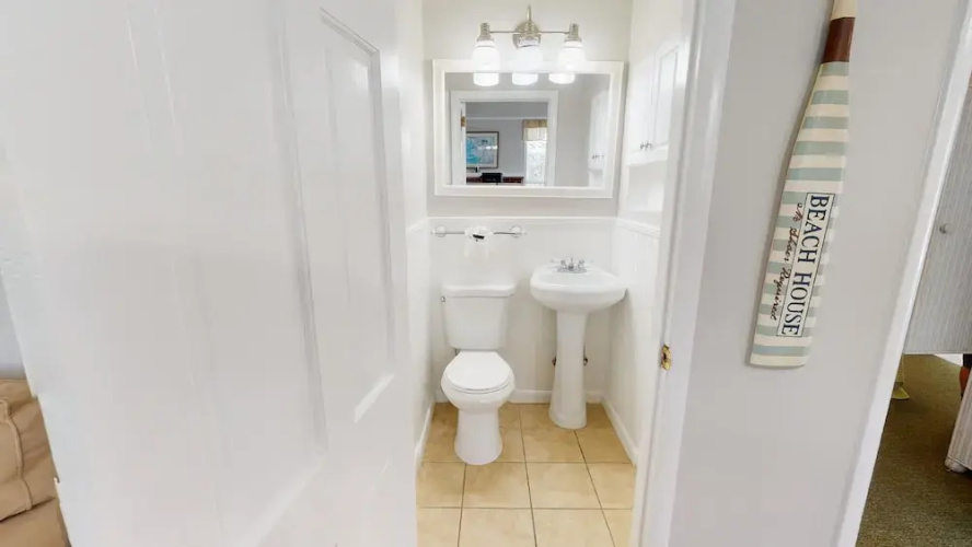 Beach Nugget by Tybee Vacation Rentals