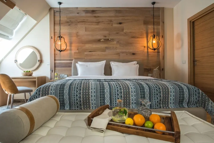 Deluxe Double room with balcony and with garden view