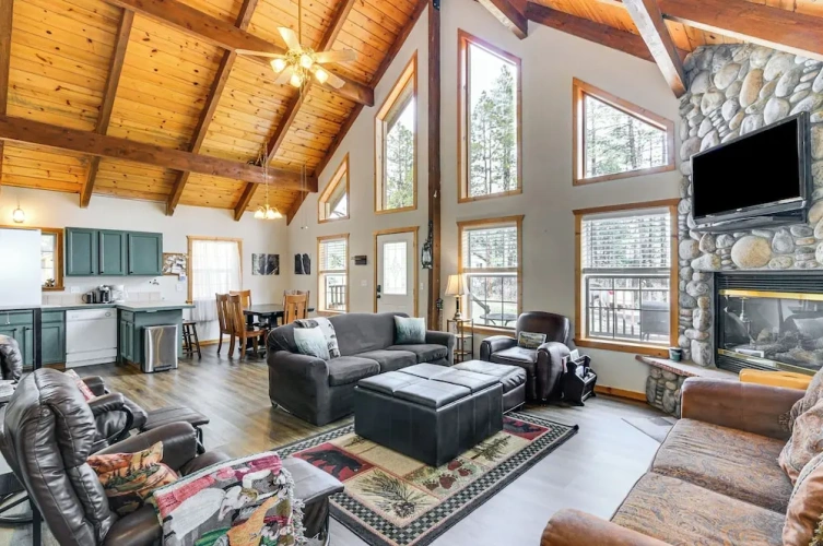 3 Bedrooms Cottage