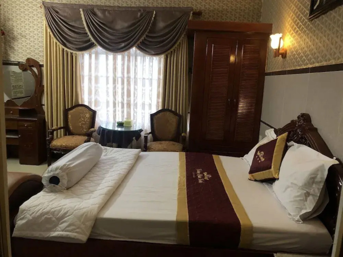 Hoang Quan Hotel