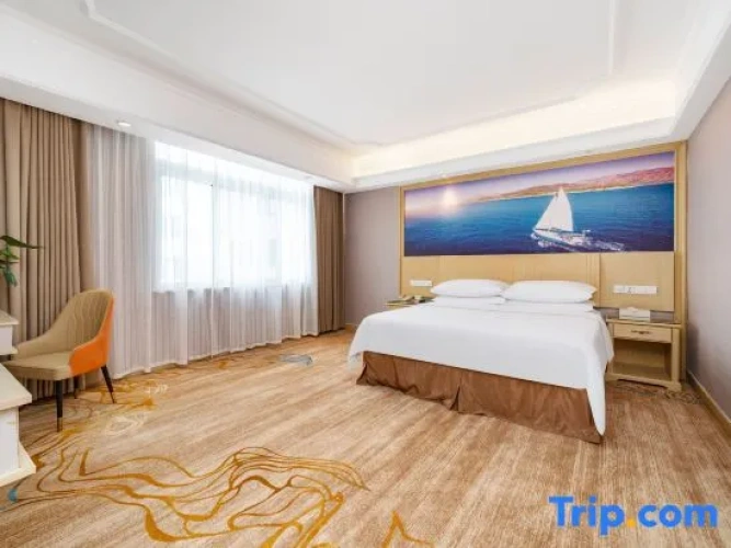 Deluxe Single Suite