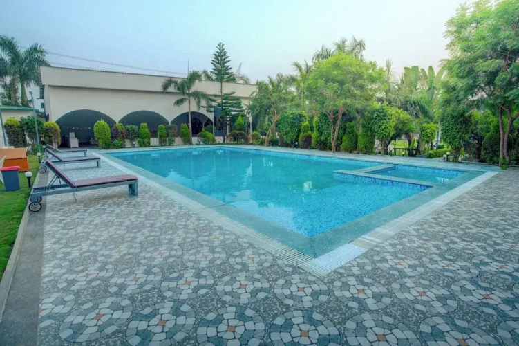 Bliss Resort