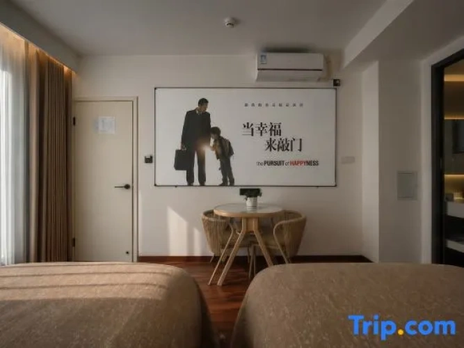 Standard Twin room with sea view