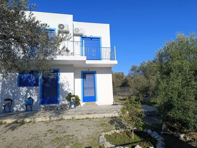 Haraki Blue Houses