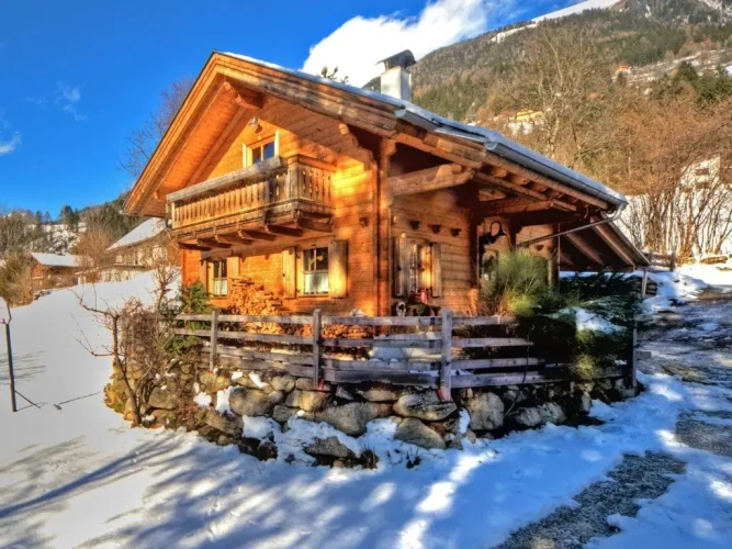 3 Bedrooms Cottage