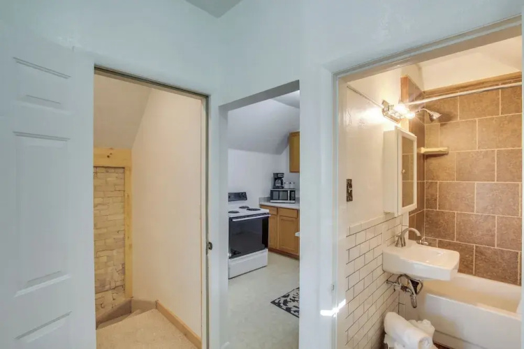 1 Block to Town! Convenient Logan Apartment