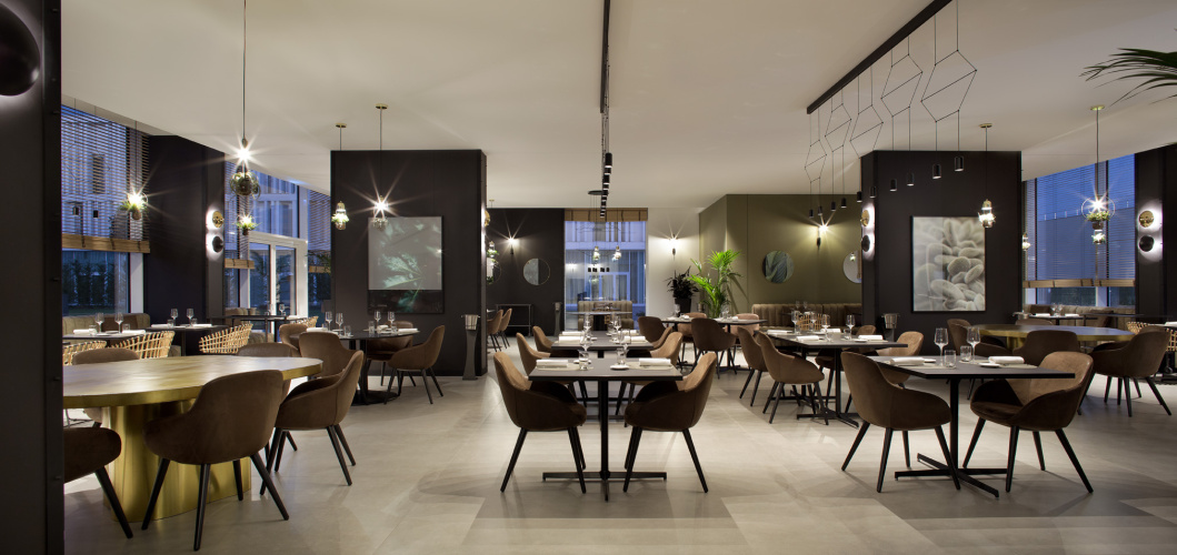 J Hotel photo 28