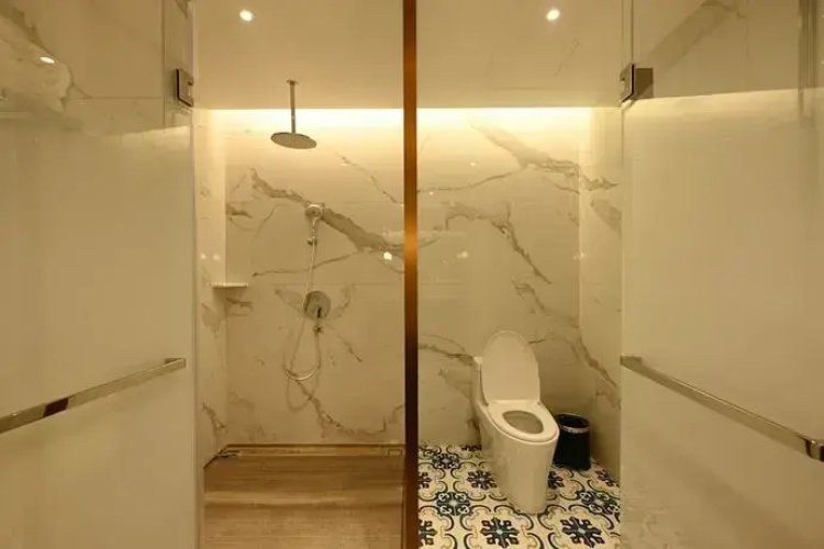 Chikan Diao Lou Hotel