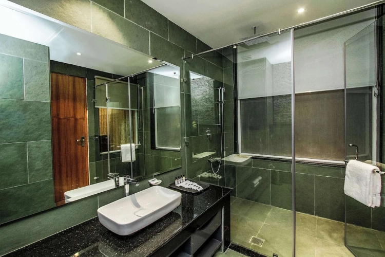 1 Bedroom Suite