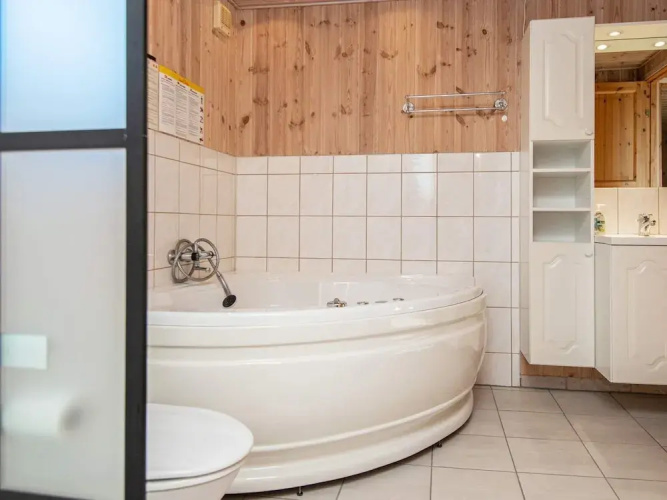 8 Person Holiday Home in Glesborg-by Traum