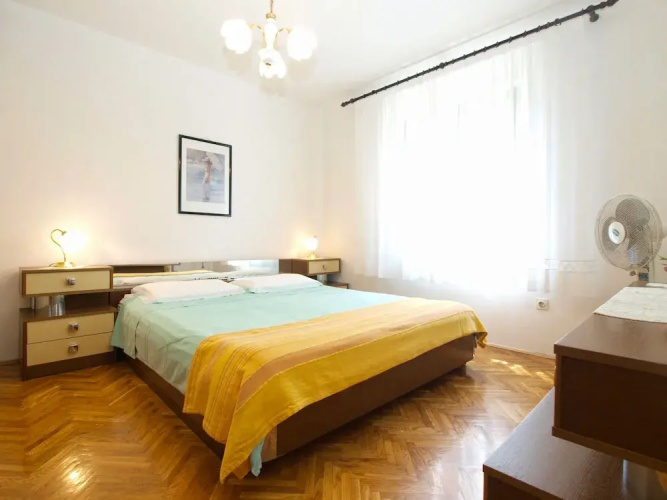 Apartment 1644