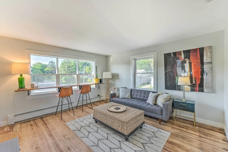 1 Bedroom Apartment
