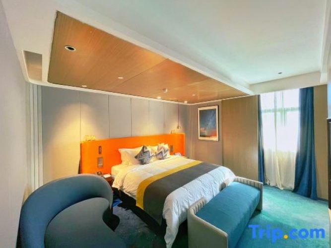 Grand Double Family Suite with balcony