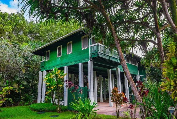 3 Bedrooms Cottage