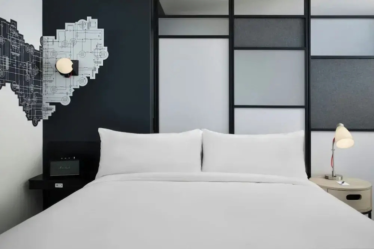 Aloft Waukee
