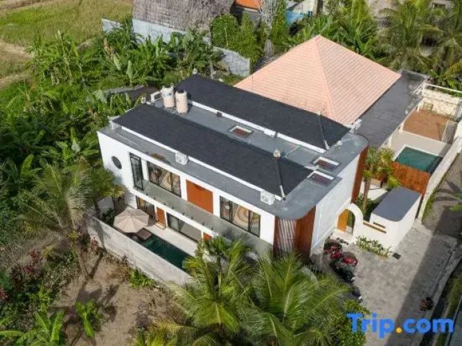 Villa Purwa West by BaliSuperHost
