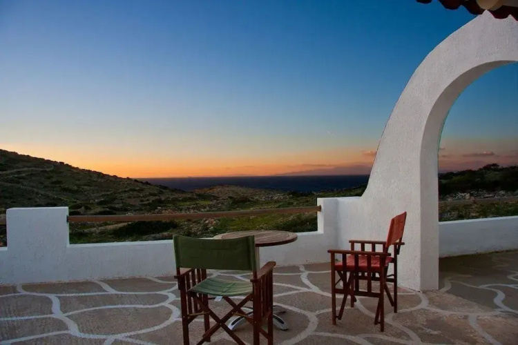 Sunset Rooms