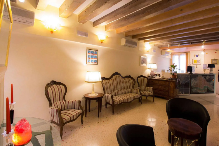 Hotel Antigo Trovatore