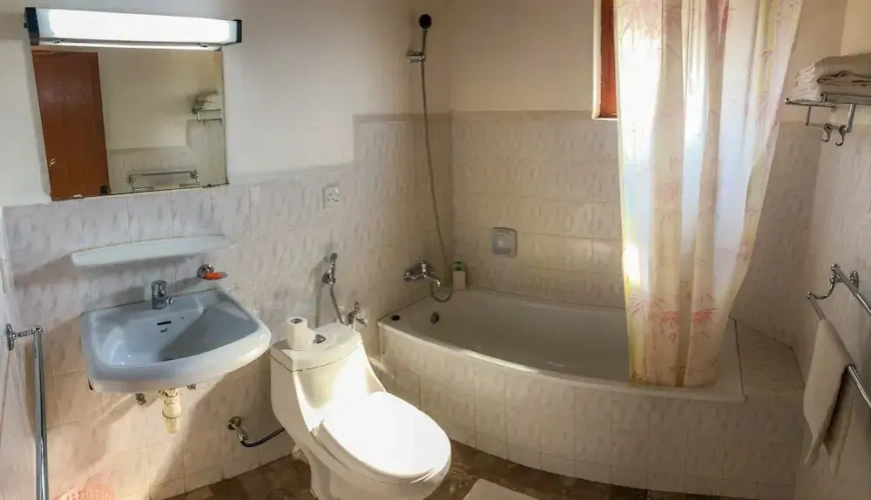 Comfort room