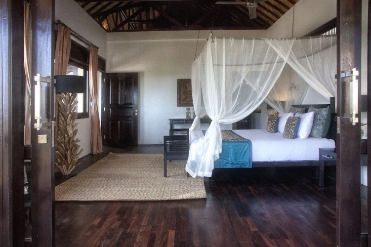 2 Bedrooms Deluxe Suite with sea view