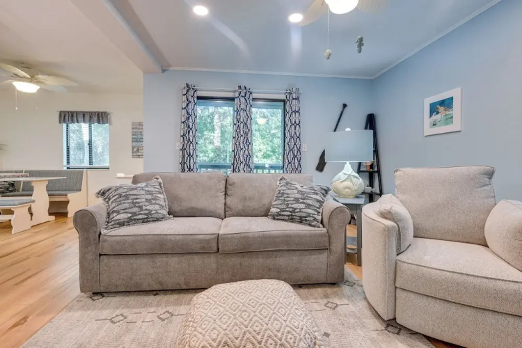 Walkable Calabash Condo w/ Pool Access!