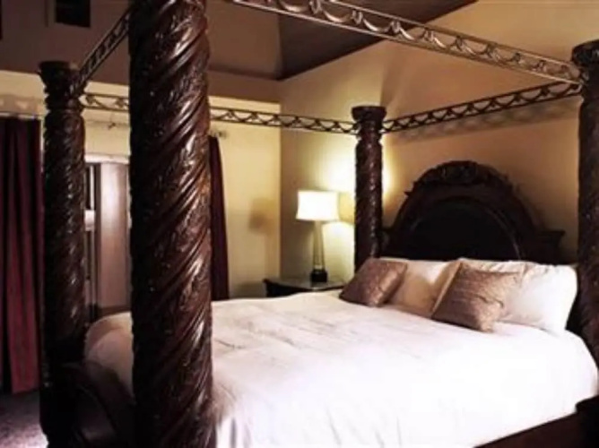 Patterson Inn