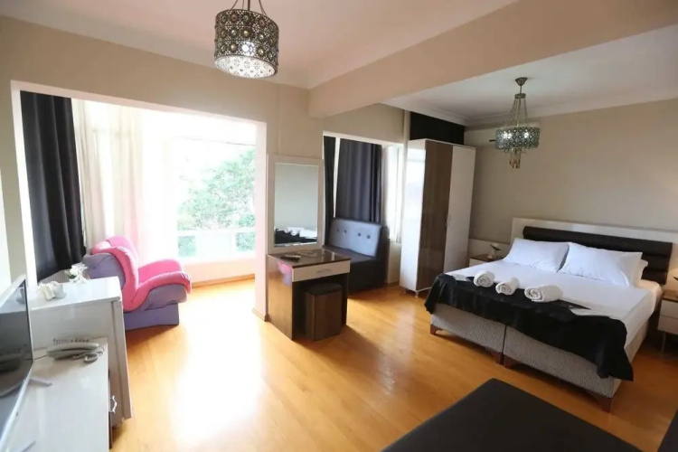Sarah Suite