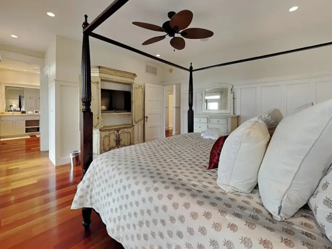 Windansea by Topsail Realty