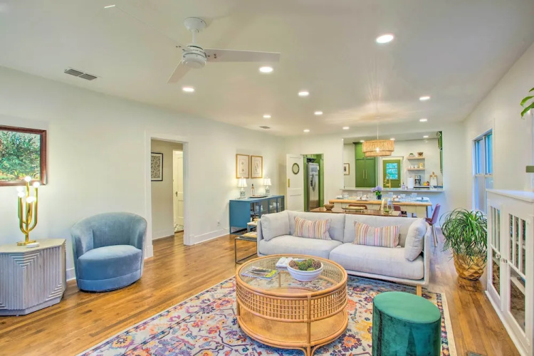 Newly Updated & Charming Azalea District Home