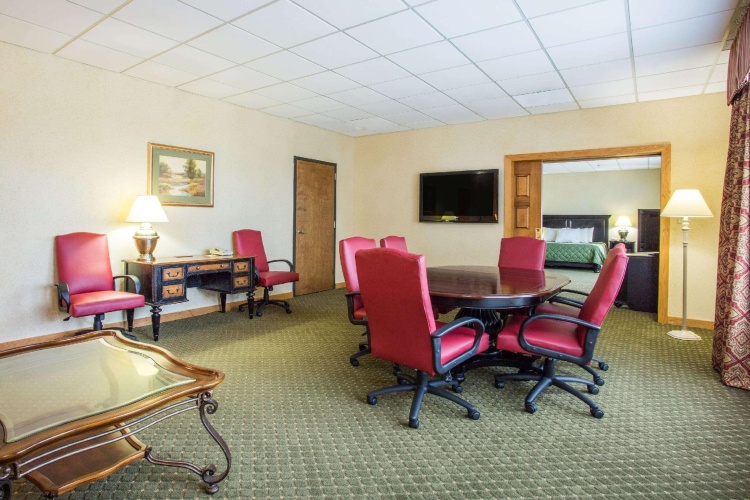1 Bedroom Double Suite