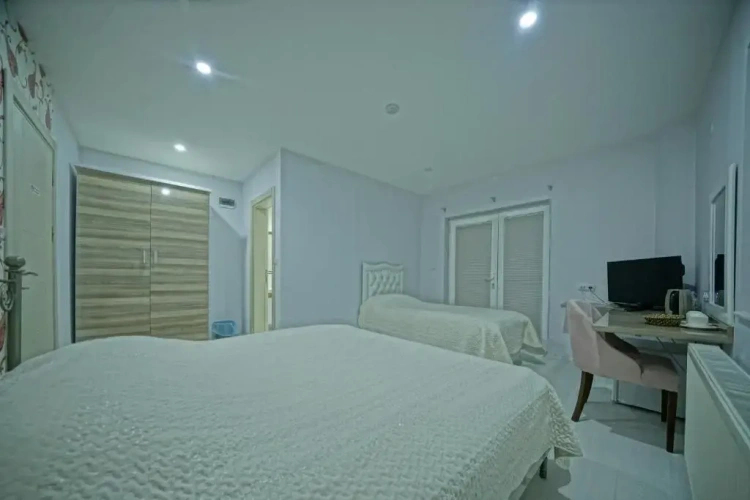 Standard Double room with view