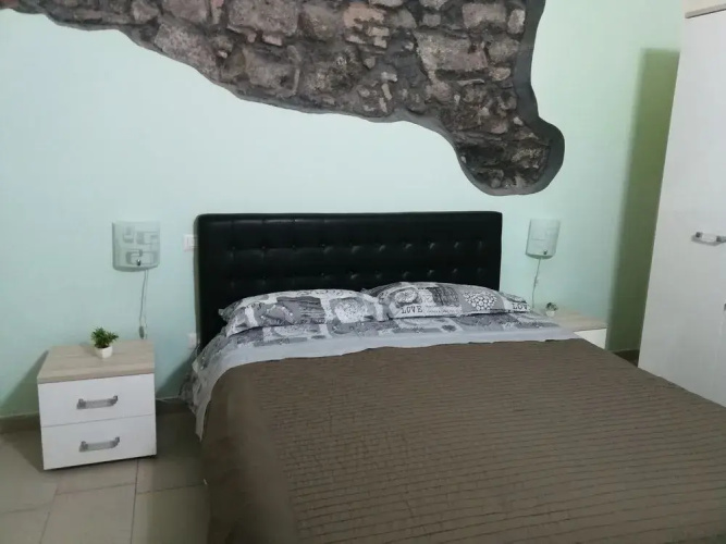 Dante Rooms