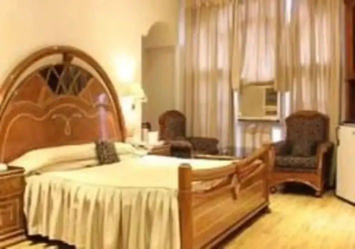 Hotel Rajmahal
