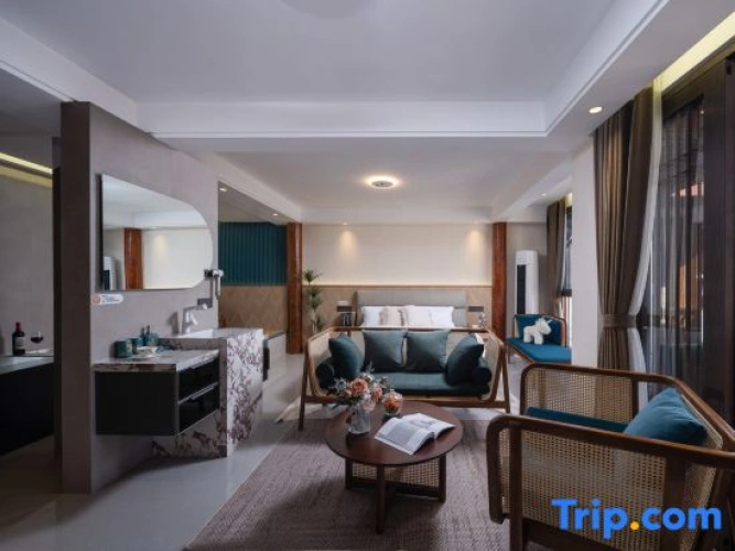 Grand room