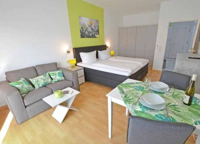 1 Bedroom Apartment