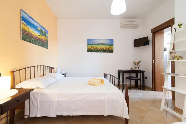 Superior Triple room